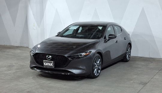 Mazda • Mazda 3