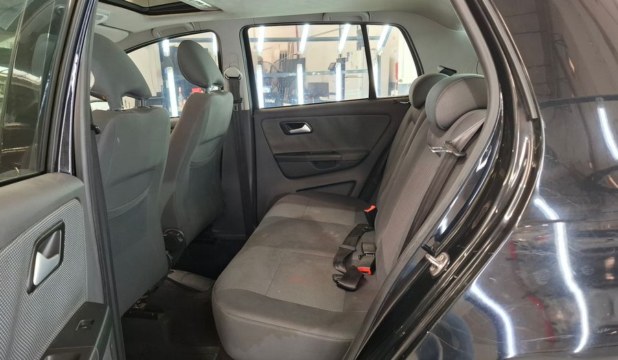 Volkswagen Fox 1.6 HIGHLINE I MOTION Hatchback 2011