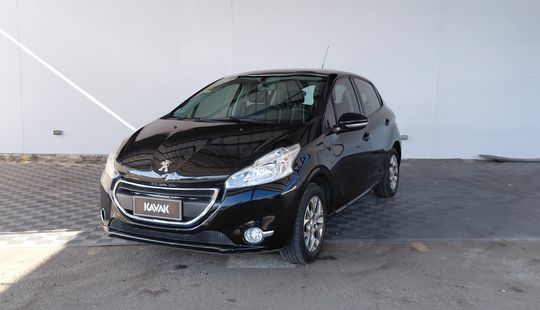 Peugeot • 208