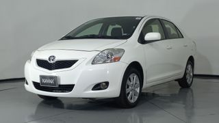 Toyota • Yaris