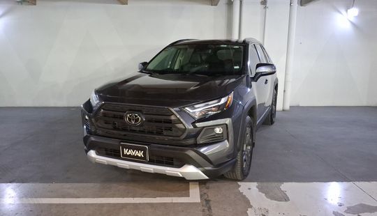 Toyota • RAV4