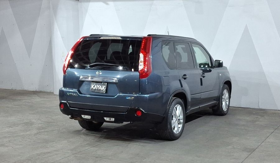 Nissan X-trail 2.5 LE CVT Suv 2011