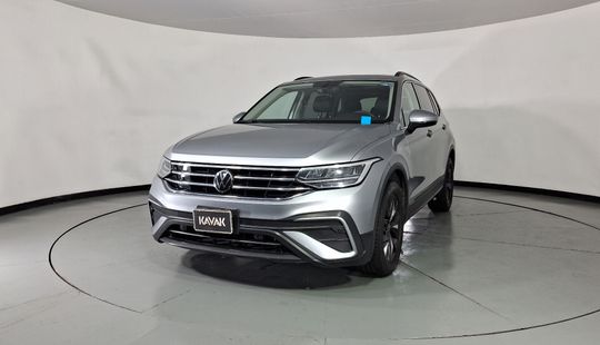 Volkswagen • Tiguan