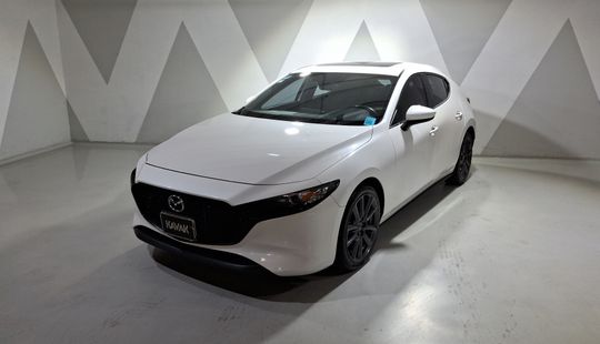 Mazda • Mazda 3