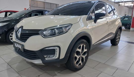 Renault • Captur