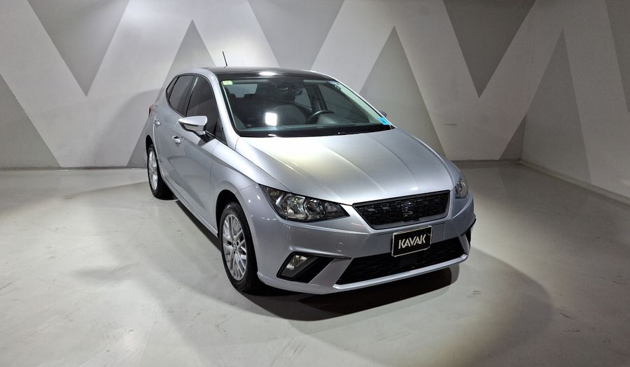 Seat Ibiza 1.6 STYLE AUTO Hatchback 2021