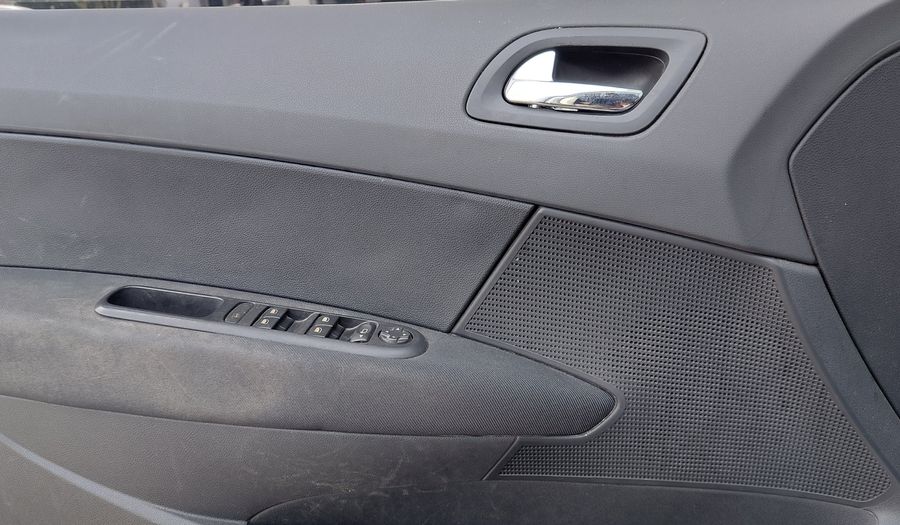 Peugeot 408 2.0 16V ALLURE Sedan 2013