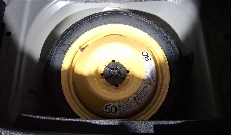 Suzuki Ignis 1.2 GLX CVT Hatchback 2024