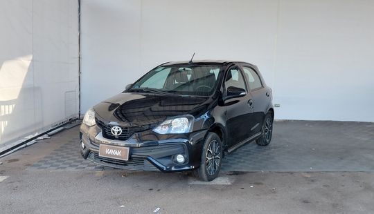 Toyota • Etios