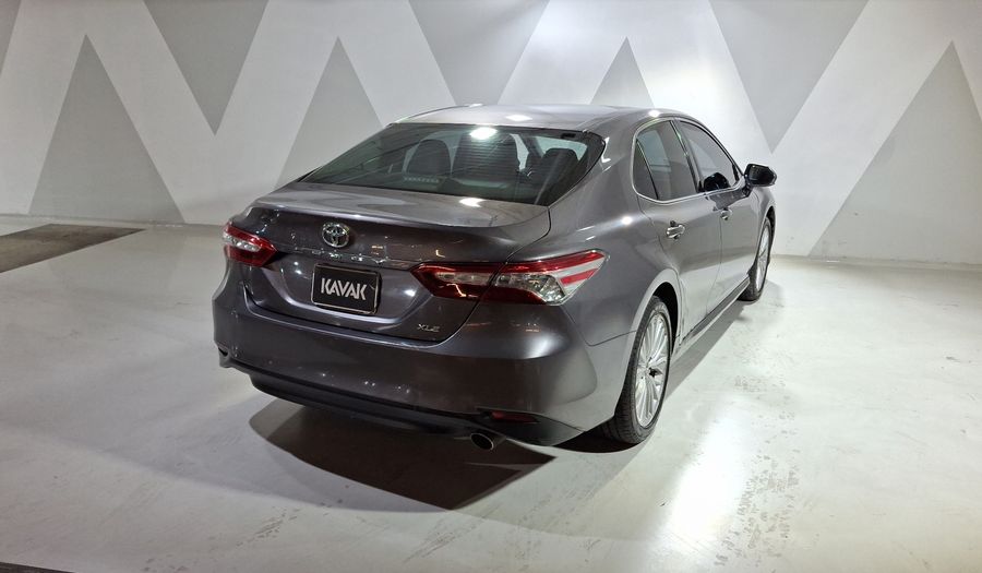 Toyota Camry 2.5 XLE NAVI AUTO Sedan 2018