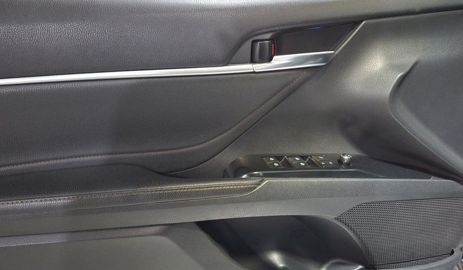 Toyota Camry 2.5 XLE NAVI AUTO Sedan 2018