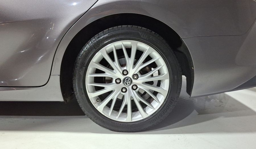 Toyota Camry 2.5 XLE NAVI AUTO Sedan 2018