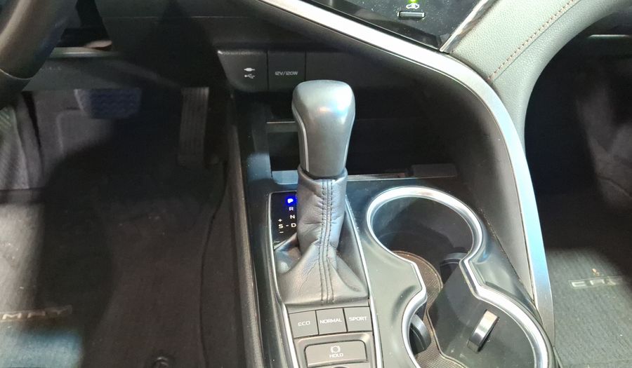 Toyota Camry 2.5 XLE NAVI AUTO Sedan 2018