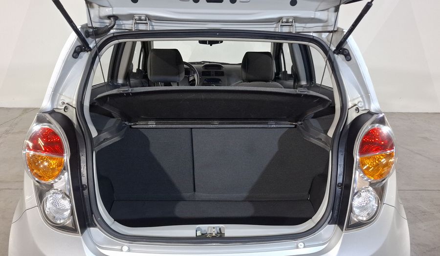 Chevrolet Spark 1.2 1SB Hatchback 2011