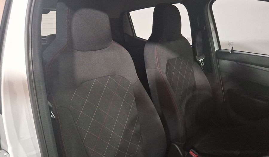 Renault Kwid 1.0 INTENS Hatchback 2025