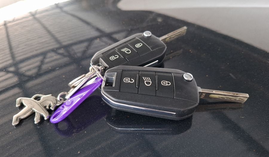 Peugeot 208 1.5 ALLURE TOUCHSCREEN Hatchback 2013