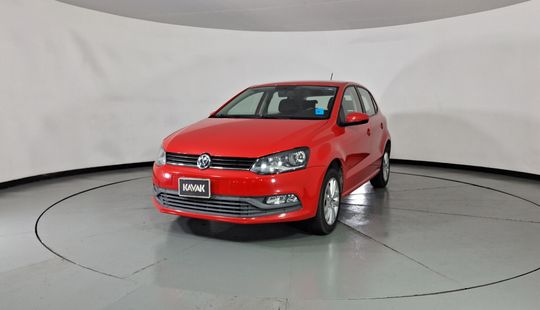 Volkswagen • Polo