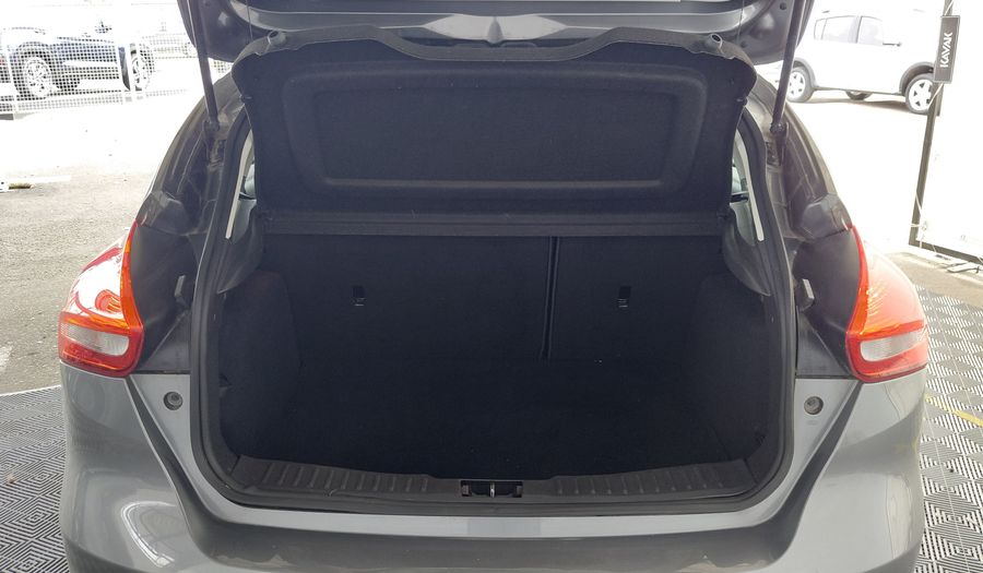 Ford Focus Iii 1.6 S Hatchback 2016