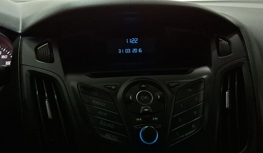 Ford Focus 2.0 AMBIENTE MT Sedan 2014