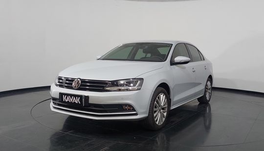 Volkswagen • Jetta