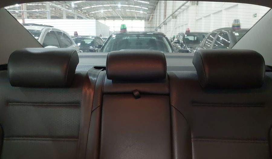 Volkswagen Jetta 1.4 TSI COMFORTLINE TIPTRONIC Sedan 2017