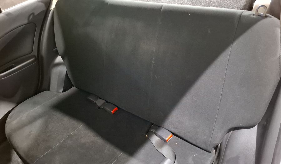 Nissan March 1.6 ACTIVE MT Hatchback 2015