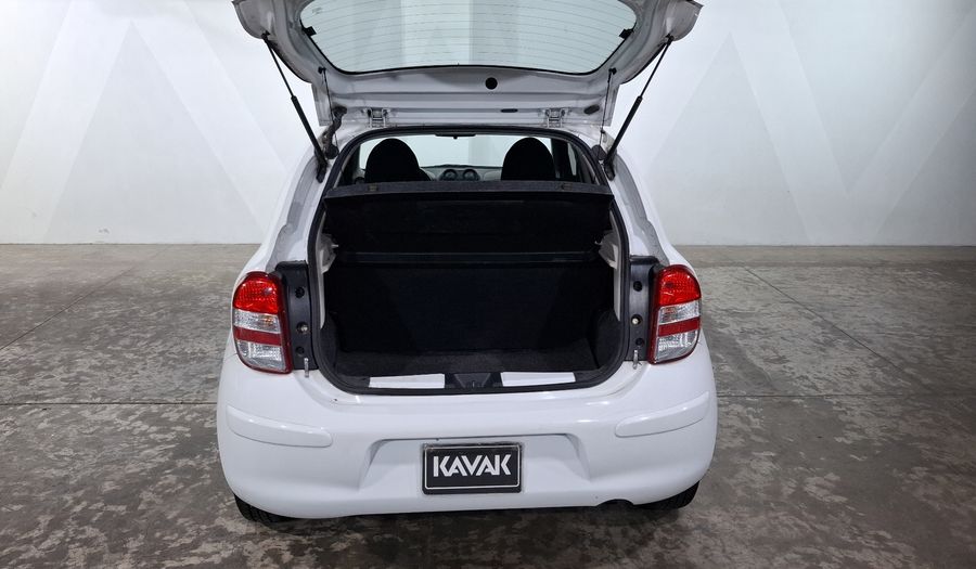 Nissan March 1.6 ACTIVE MT Hatchback 2015