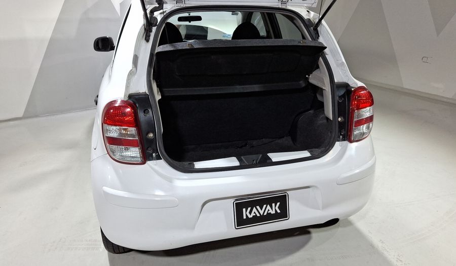Nissan March 1.6 ACTIVE MT Hatchback 2015