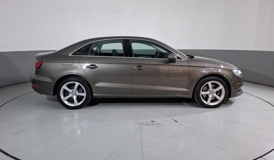 Audi A3 1.8 TFSI AMBIENTE S TRONIC Sedan 2016