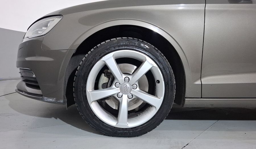 Audi A3 1.8 TFSI AMBIENTE S TRONIC Sedan 2016