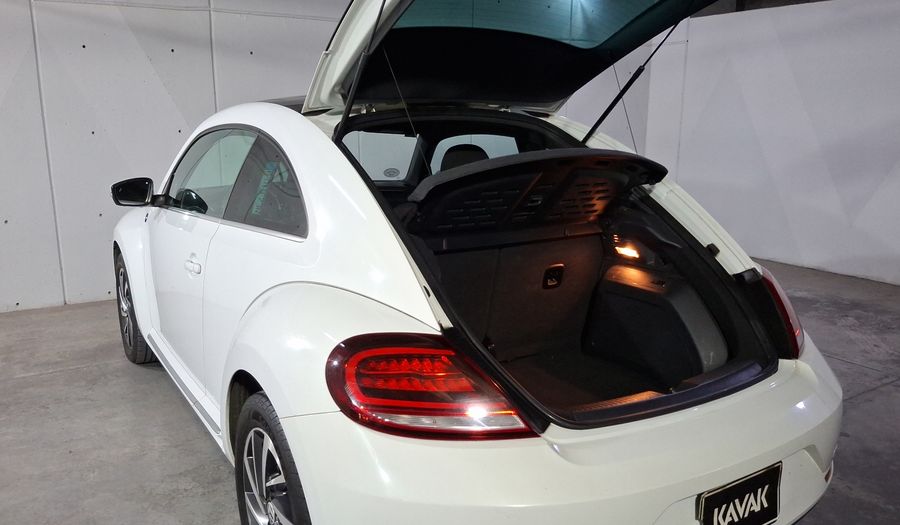 Volkswagen Beetle 2.5 SOUND AUTO Hatchback 2018