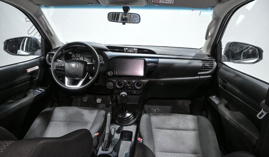 Toyota Hilux 2.4 TDI DX C/D Pickup 2025