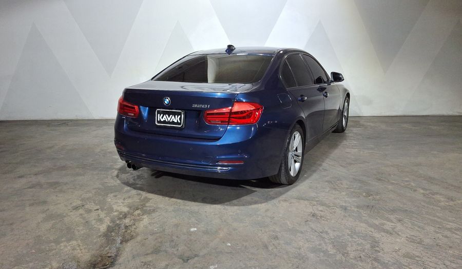 Bmw Serie 3 2.0 320IA SPORT LINE AUTO Sedan 2017