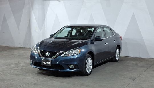 Nissan • Sentra