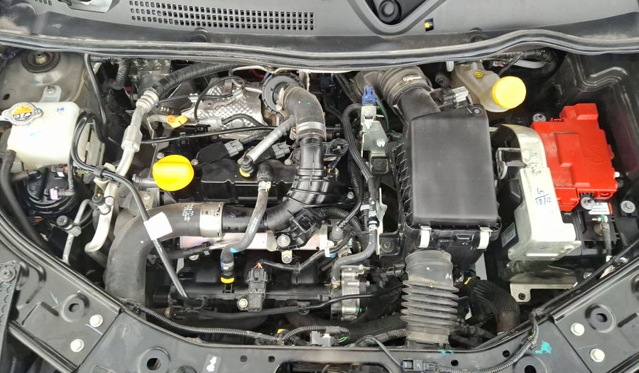 Nissan Magnite 1.0 ADVANCE DARK ARMOUR CVT Suv 2026