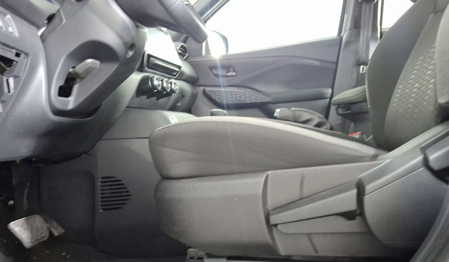 Nissan Magnite 1.0 ADVANCE DARK ARMOUR CVT Suv 2026