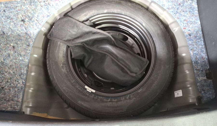 Nissan Magnite 1.0 ADVANCE DARK ARMOUR CVT Suv 2026