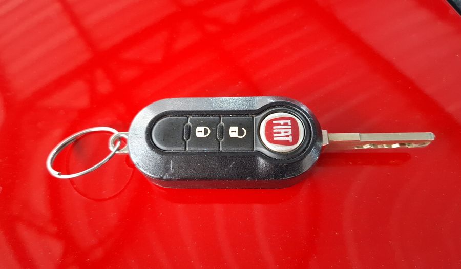 Fiat Mobi 1.0 EASY TOP Hatchback 2017