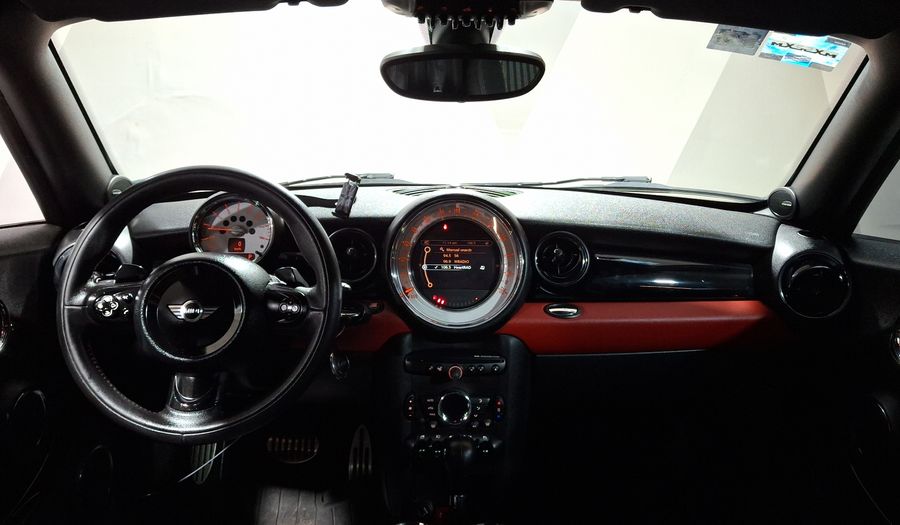 Mini Cooper S 1.6 COOPER COUPE HOT CHILI AT Coupe 2013