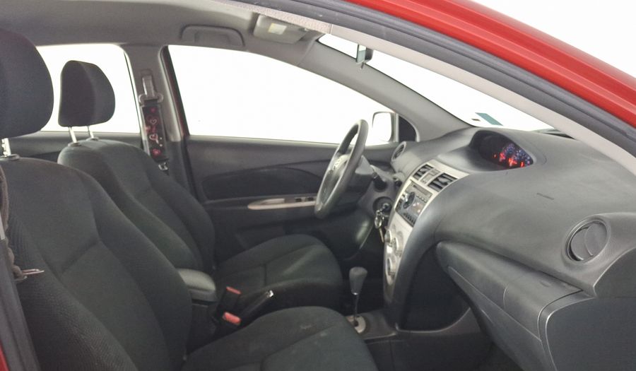 Toyota Yaris 1.5 SEDAN PREMIUM AT Sedan 2016