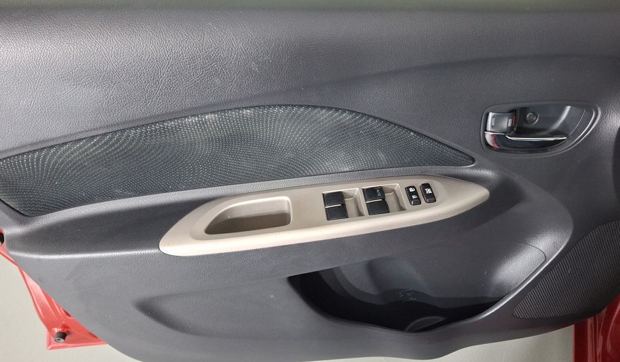 Toyota Yaris 1.5 SEDAN PREMIUM AT Sedan 2016