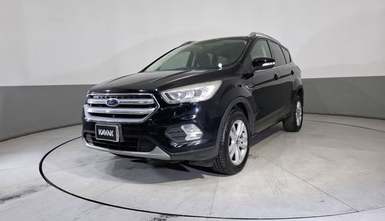 Ford • Escape