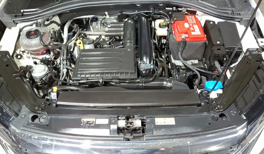 Volkswagen Jetta 1.4 COMFORTLINE AUTO Sedan 2022