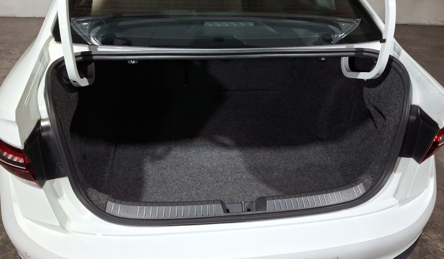 Volkswagen Jetta 1.4 COMFORTLINE AUTO Sedan 2022