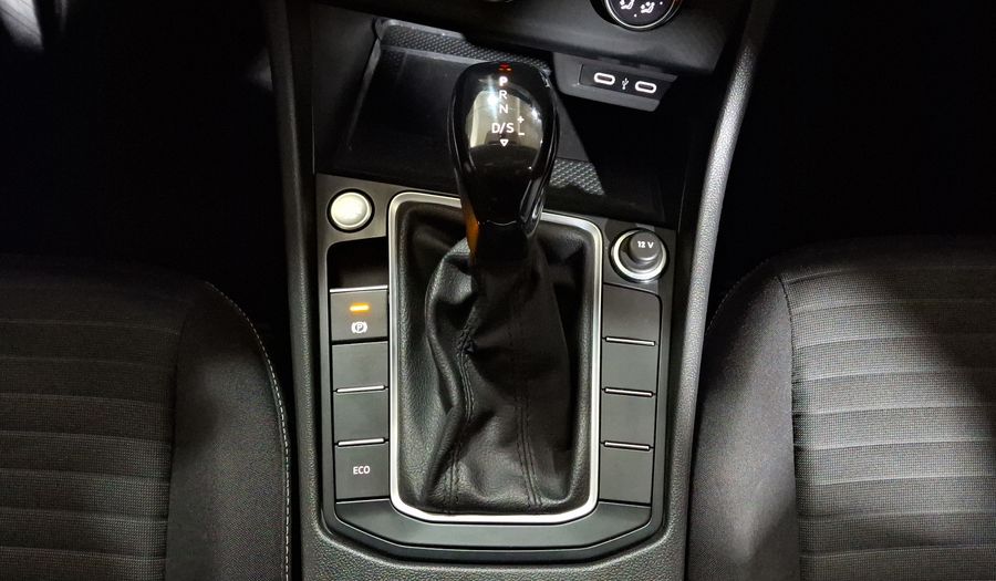 Volkswagen Jetta 1.4 COMFORTLINE AUTO Sedan 2022