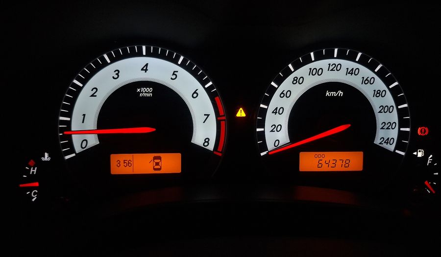 Toyota Corolla 1.6 GLI Sedan 2013