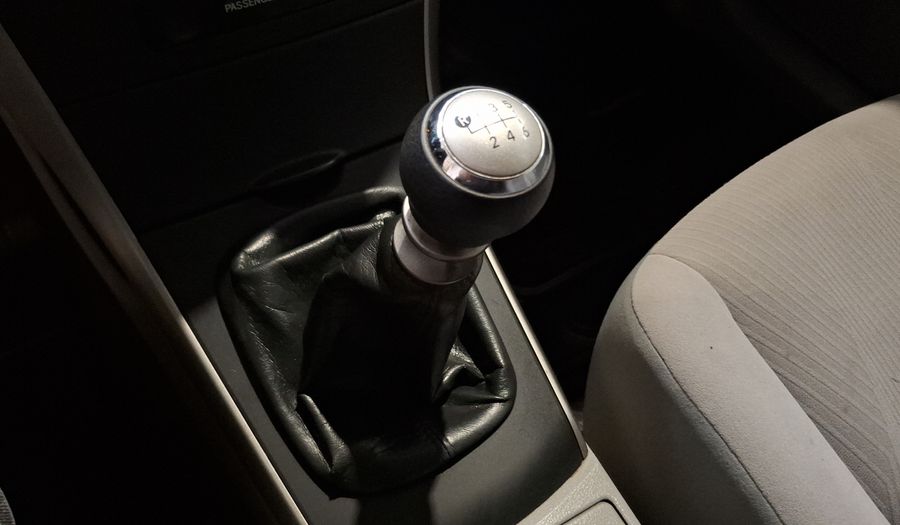 Toyota Corolla 1.6 GLI Sedan 2013
