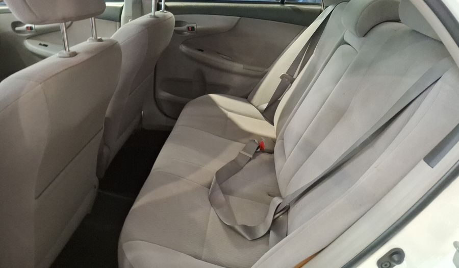 Toyota Corolla 1.6 GLI Sedan 2013