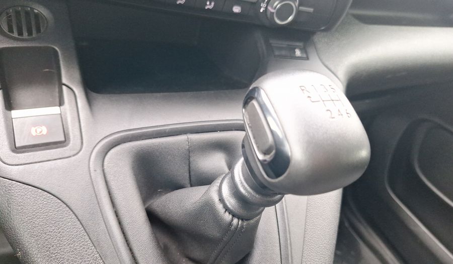 Peugeot Partner 1.5 BLUEHDI 100 HP L1 Van 2023