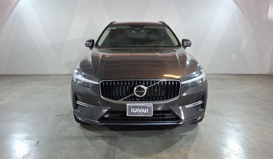 Volvo Xc60 2.0 B5 MHEV MOMENTUM AUTO AWD Suv 2022